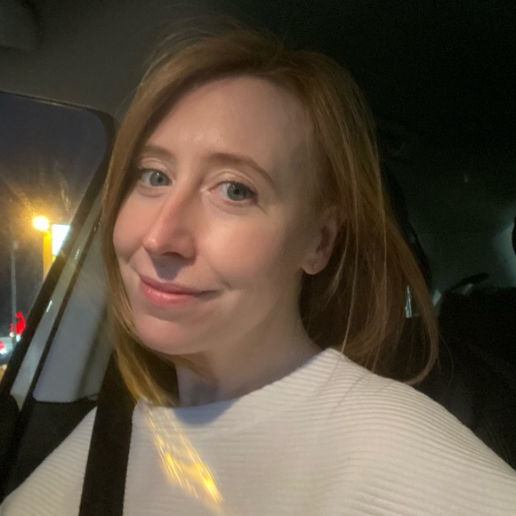 Meet your Posher, Kelle - Picture 2 of 2